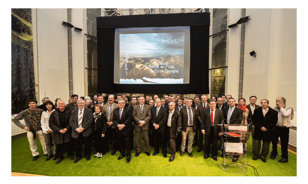 Evening presentation of the application by the Support Committee (J.Way)