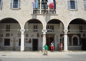 Globe Trotter